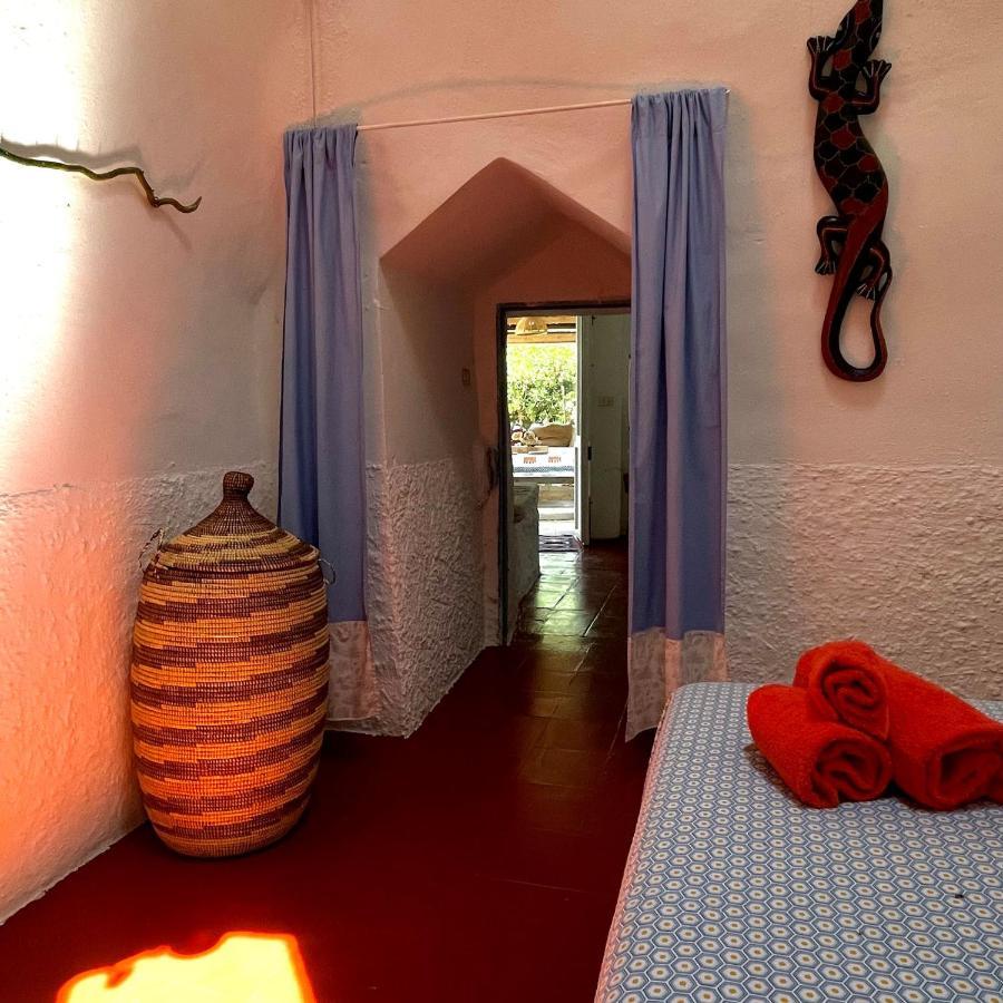 Casa Vacanze Capurre "Trulli E Pajare A Due Passi Dal Pizzo" Gallipoli Exterior photo