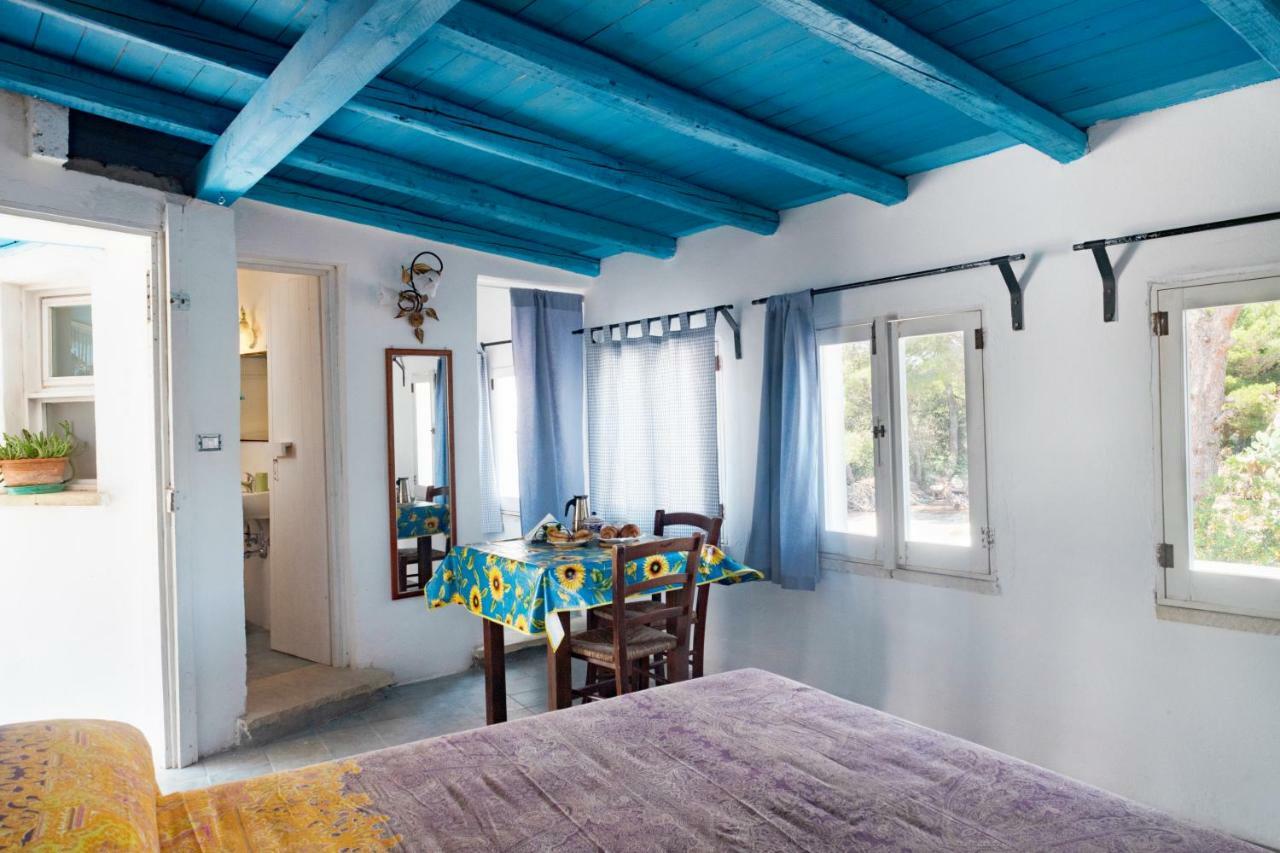 Casa Vacanze Capurre "Trulli E Pajare A Due Passi Dal Pizzo" Gallipoli Exterior photo